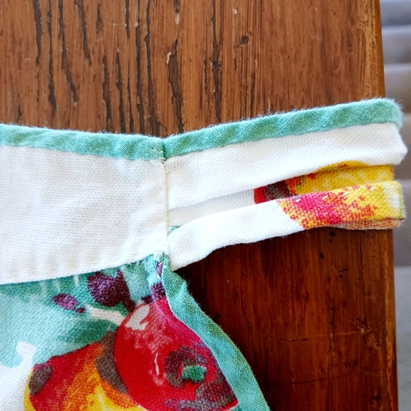 VINTAGE Handmade Apron Apples Linen Mcm White Green Scalloped Trim 50s 60s - Picture 6 of 9